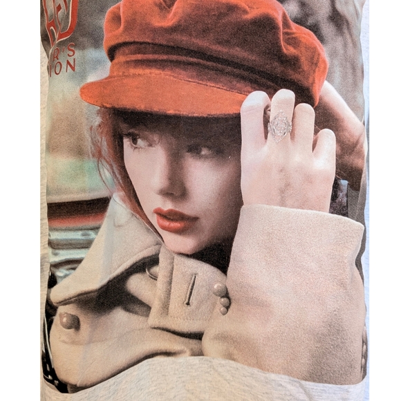 Taylor Swift long sleeve T-shirt (Red, Taylor's Version) Album inspired … - Picture 5 of 6